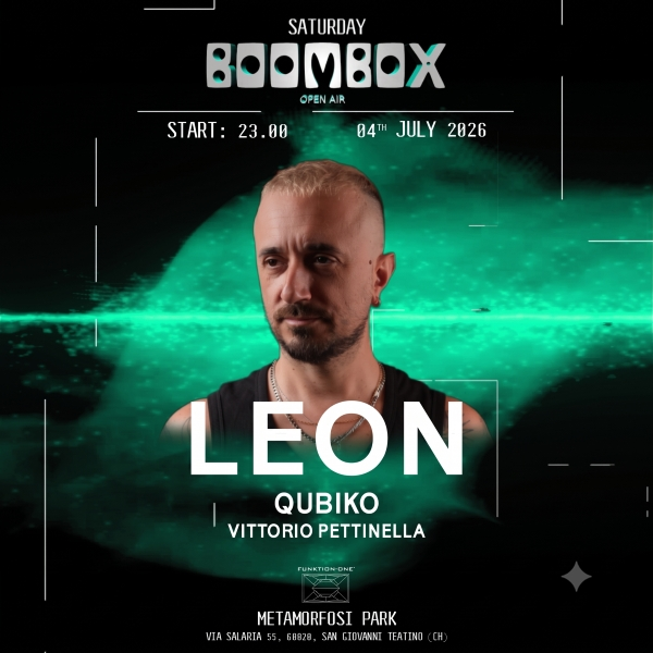 Boombox present w / Leon & Qubiko