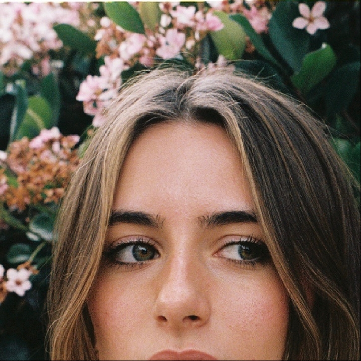 Elle Coves
