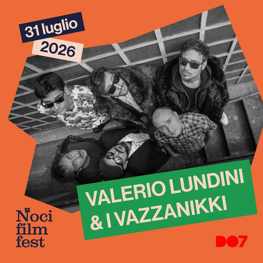 Valerio Lundini y yo Vazzanikki en el Noci Film Fest