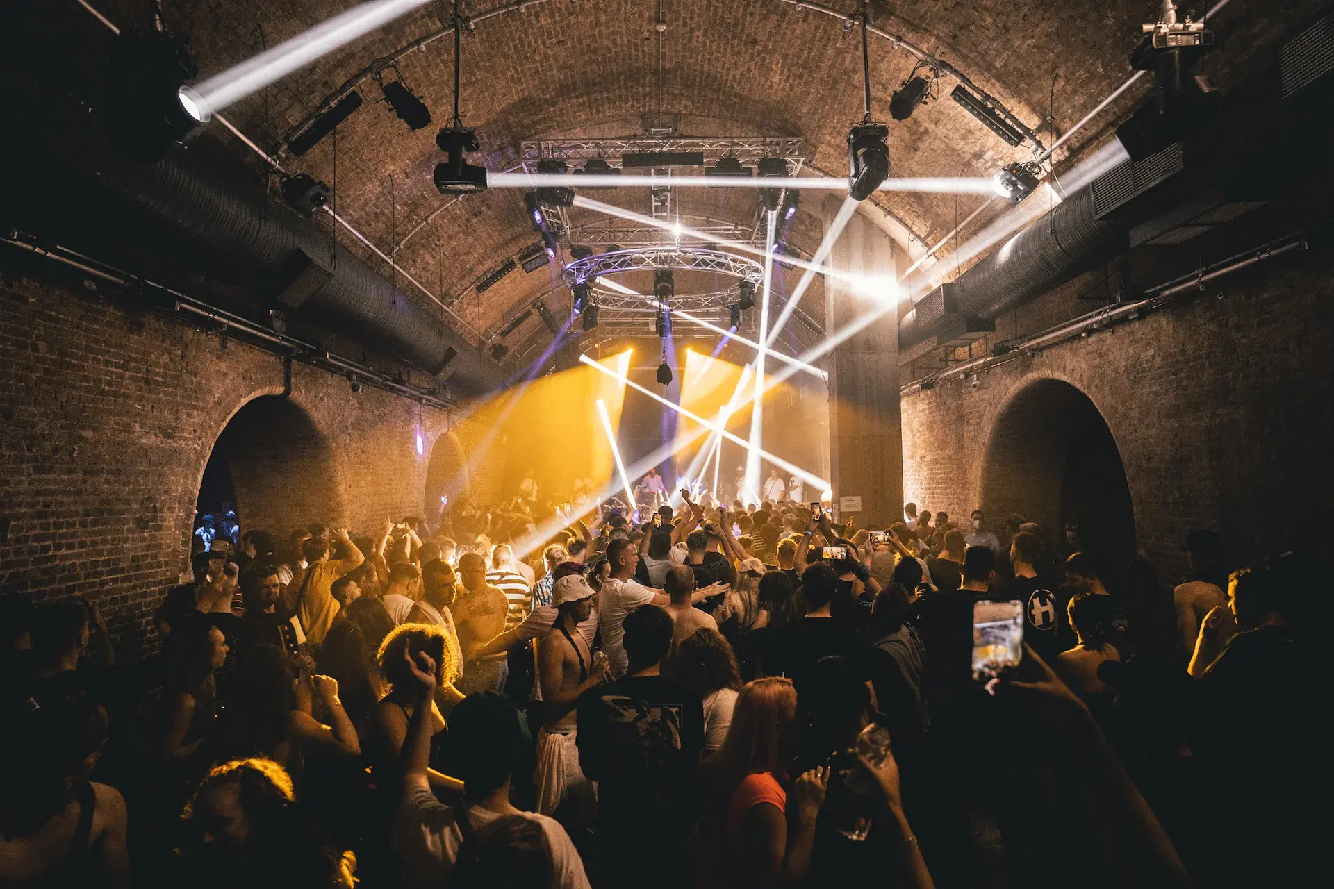MOTIVE PARTY: RnB, Reggaeton, Afro & Latin House, Pop, Hip Hop