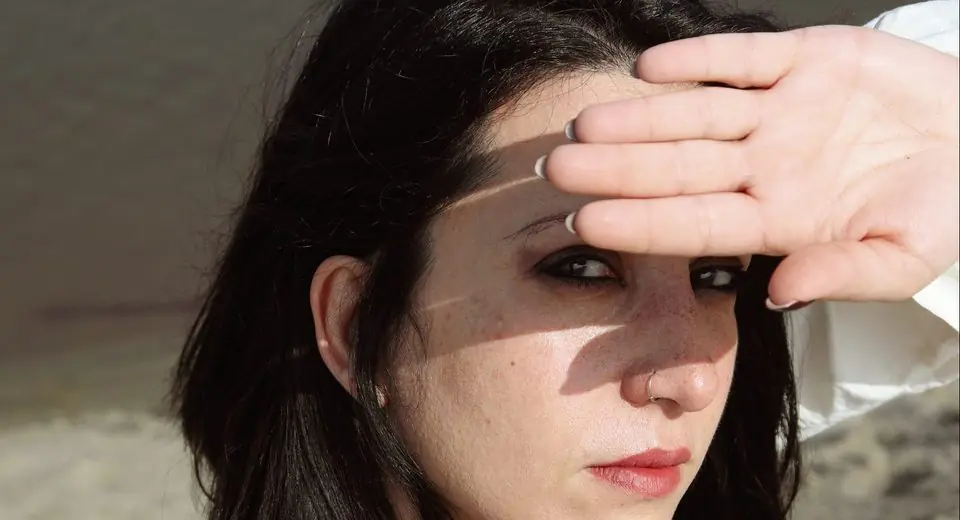 Anna Caragnano présente "Tamburi"