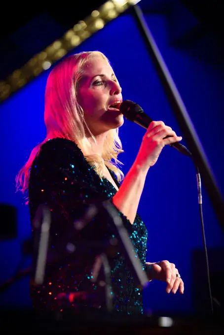 Viktoria Tolstoy @ Ortszentrum Dottendorf