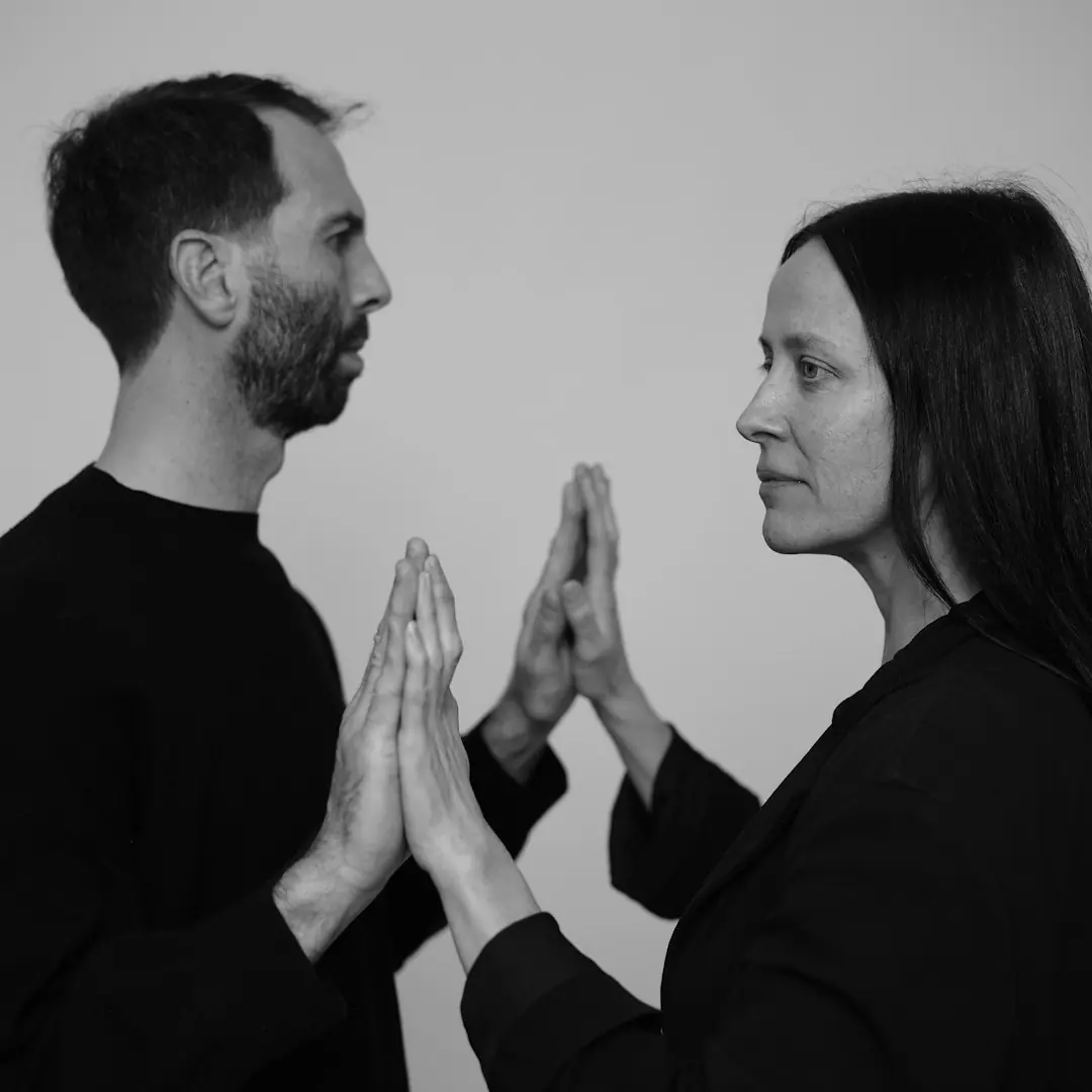 Keeley Forsyth & Matthew Bourne - Hand To Mouth