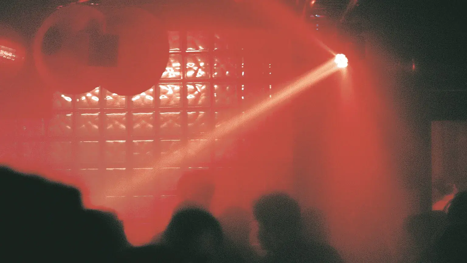 Super7: lugar de vida y club