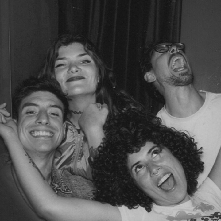 Mugre + Sol Marianela
