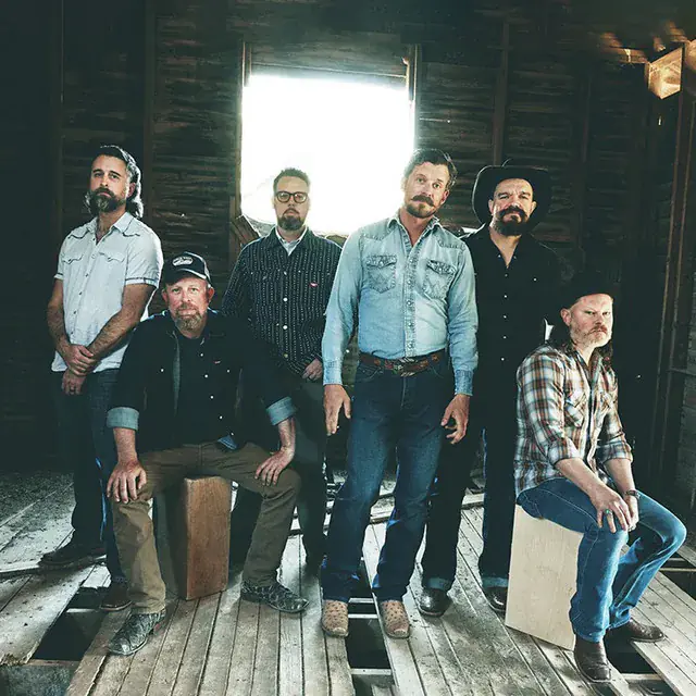 Turnpike Troubadours, Red Shahan