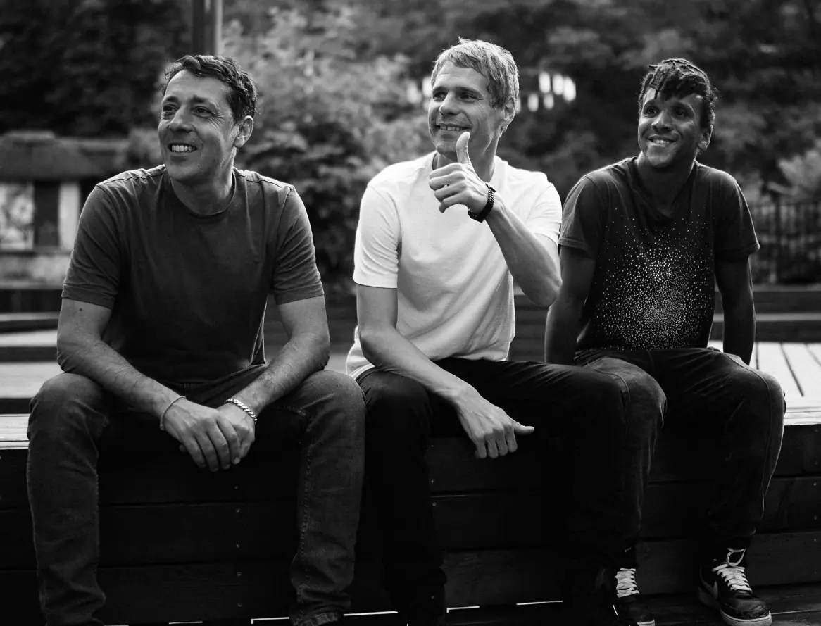 Output pres. Apollonia + Sonja Moonear