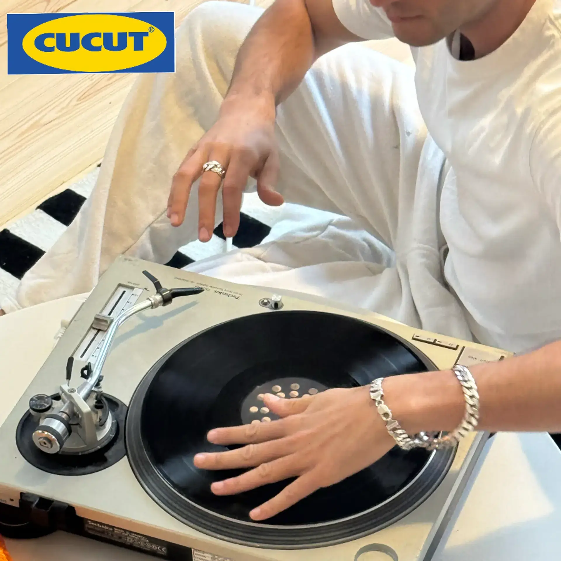 CASA CUCUT - GSPOT, COHETE DISCO BAR, SALOON