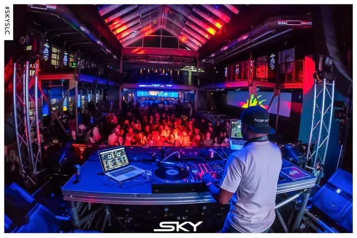 D-Miles @ Palm Tree Beach Club