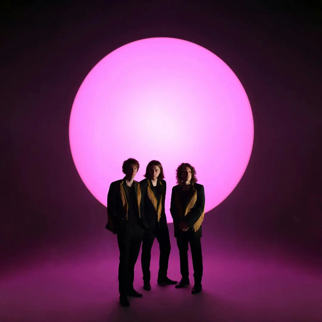 THE HOWLERS