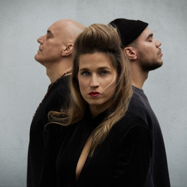 Selah Sue and The Gallands at Festival Les Grimaldines