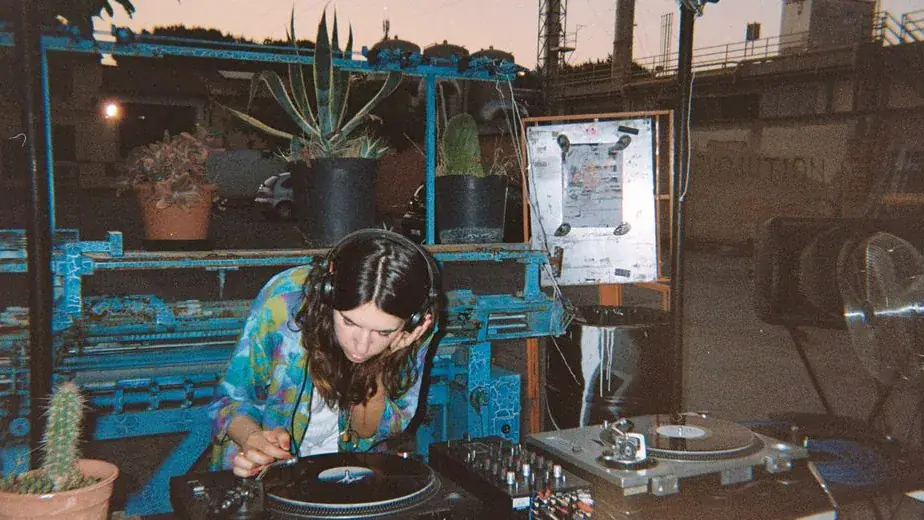 Pleasure Room w / Sandra Mason