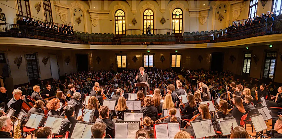 La Joven Orquesta Arsenale della Pace en concierto en Biella