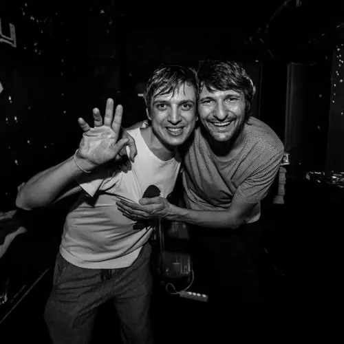 Les Enfants x Roots at Hola Beach Club pres. Praslesh (Raresh b2b Praslea), Tania Vulcano