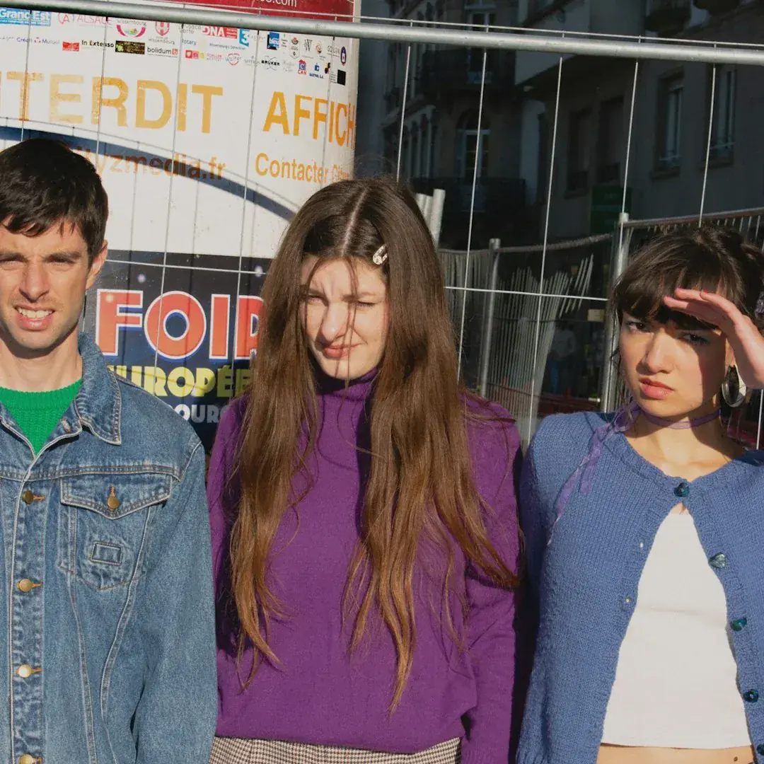 Coup Dur: Stripped Back + Signing