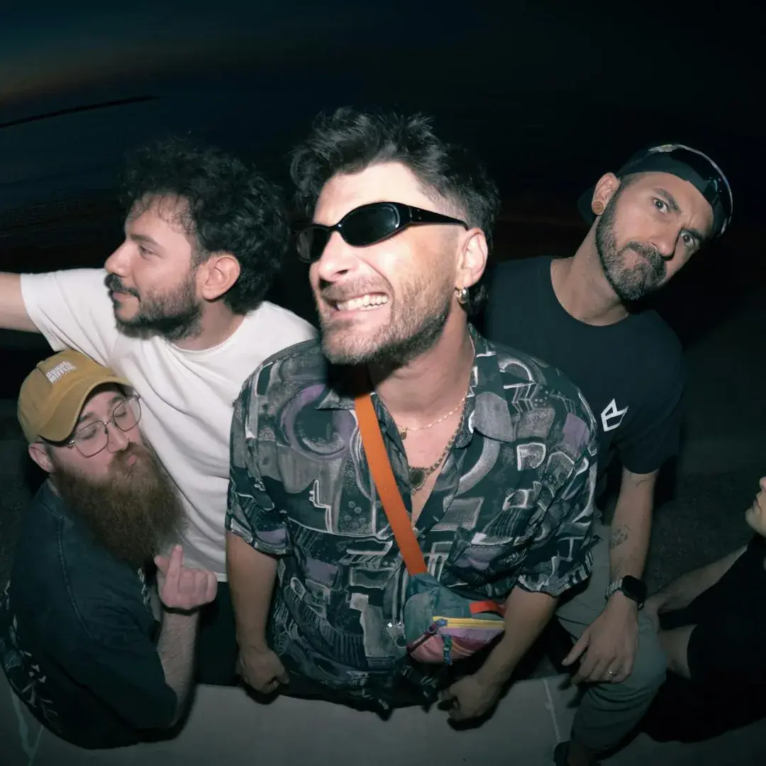 Kallax Club | Comrad + Aurevoir Sofia