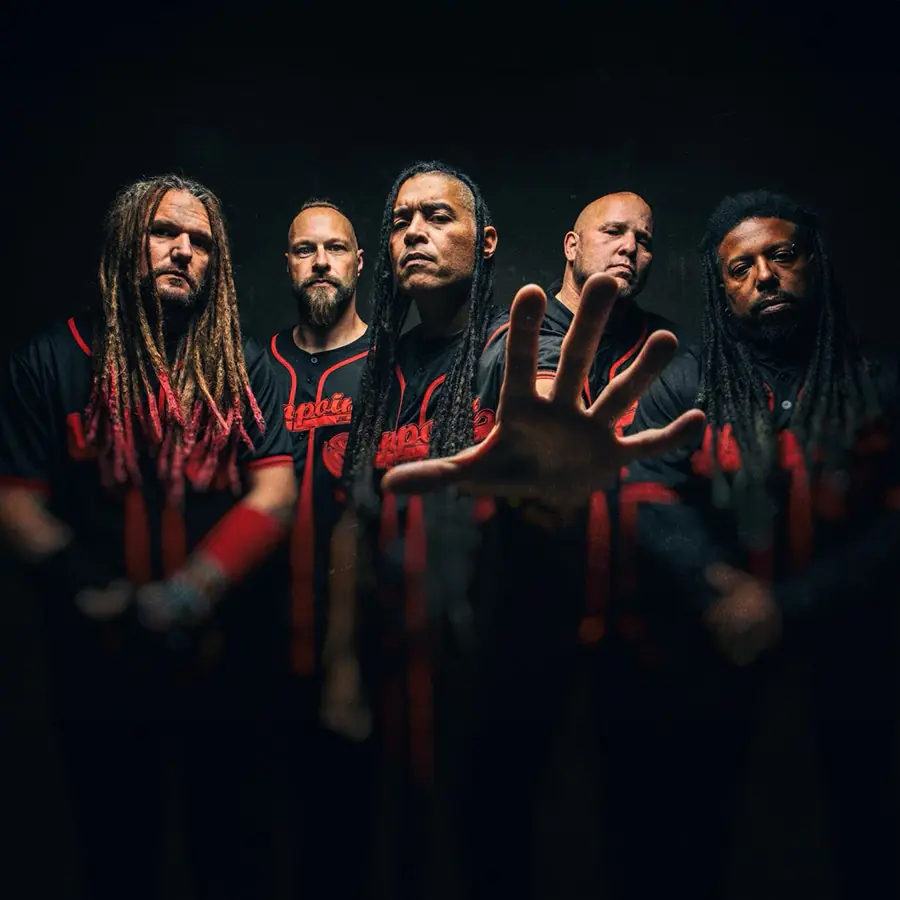 NONPOINT mit Spineshank, (Hed) P.E