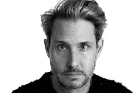 Dirk Von Lowtzow @ Filmtheater Schauburg