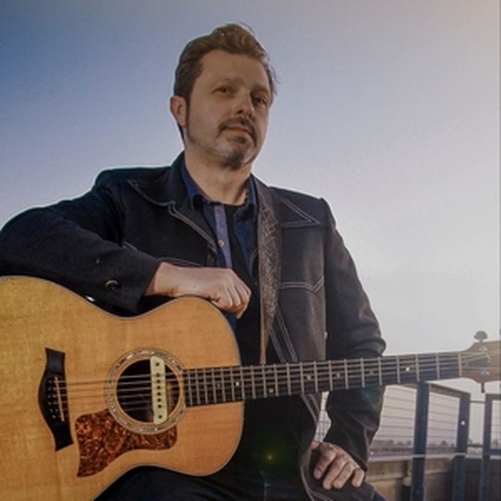 Chris James and the Showdowns