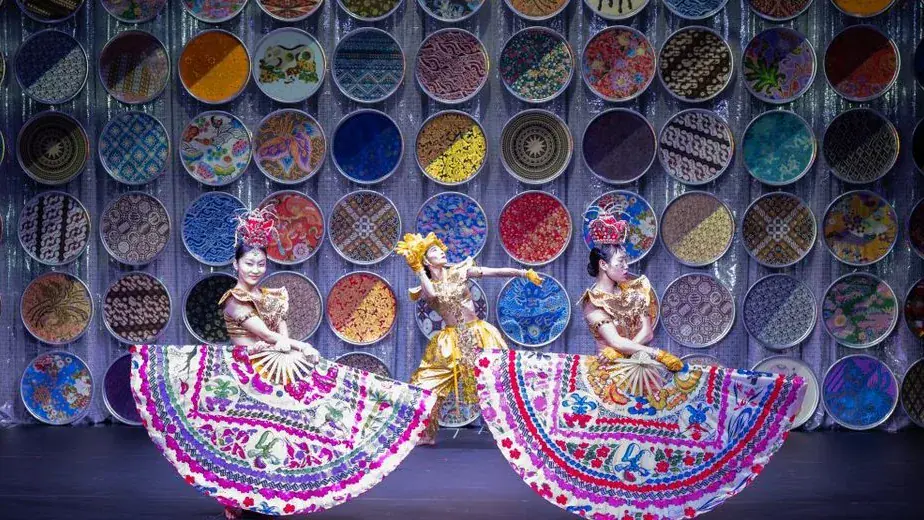 Eun-Me Ahn - "Post-Orientalist Express"