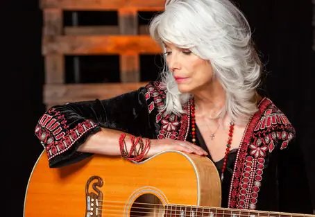 Emmylou Harris @ Theater 11