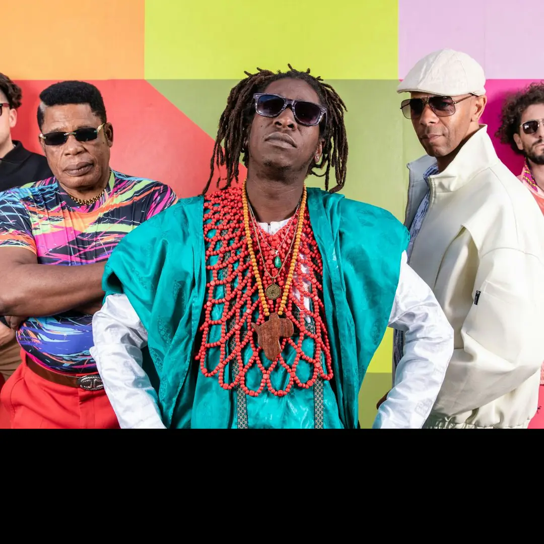 Afriquoi (En Vivo)