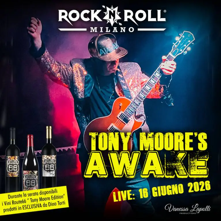 Awake de Tony Moore en el Rock'n'Roll Milán
