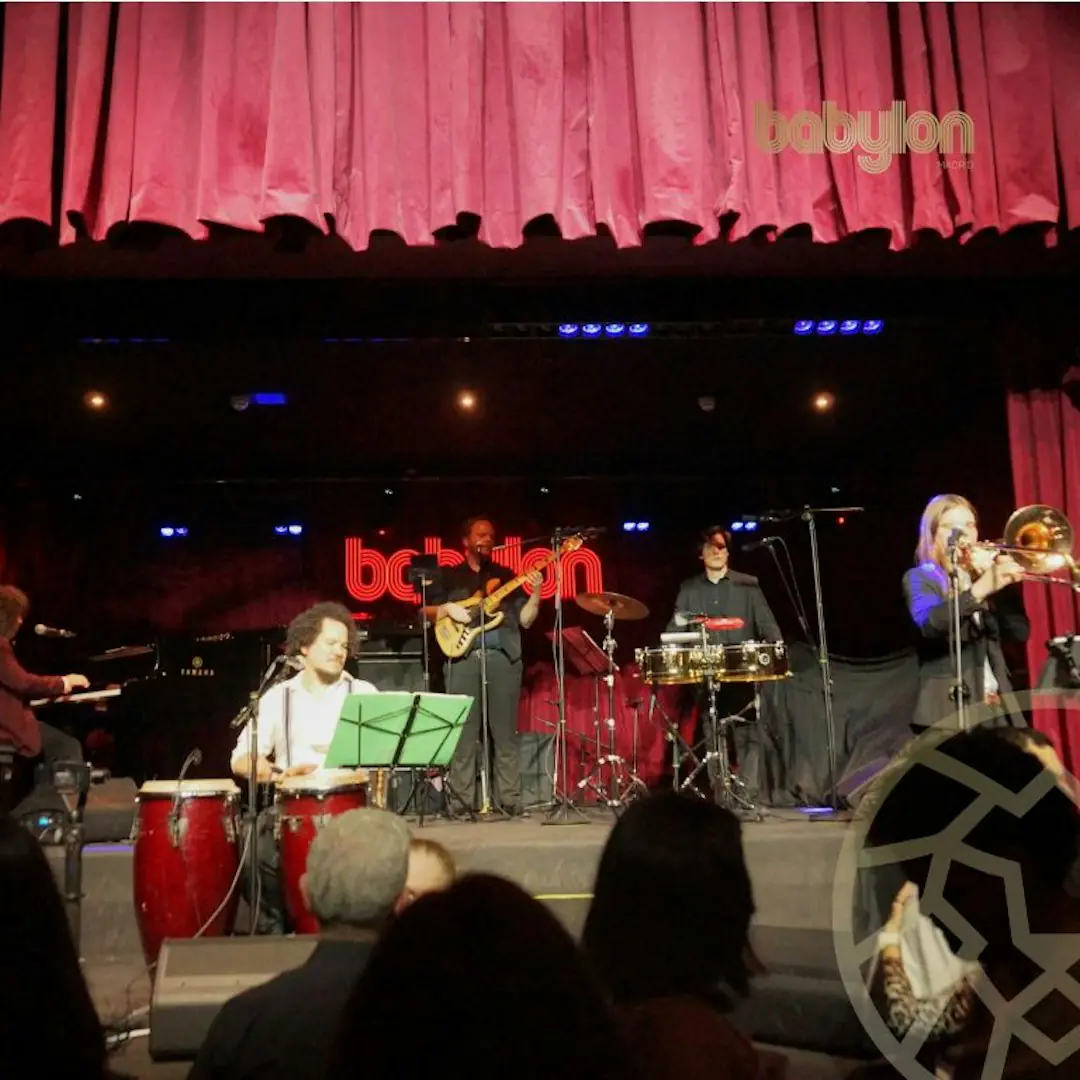 Caribe café "Brujería-Halloween Night en Salsa"