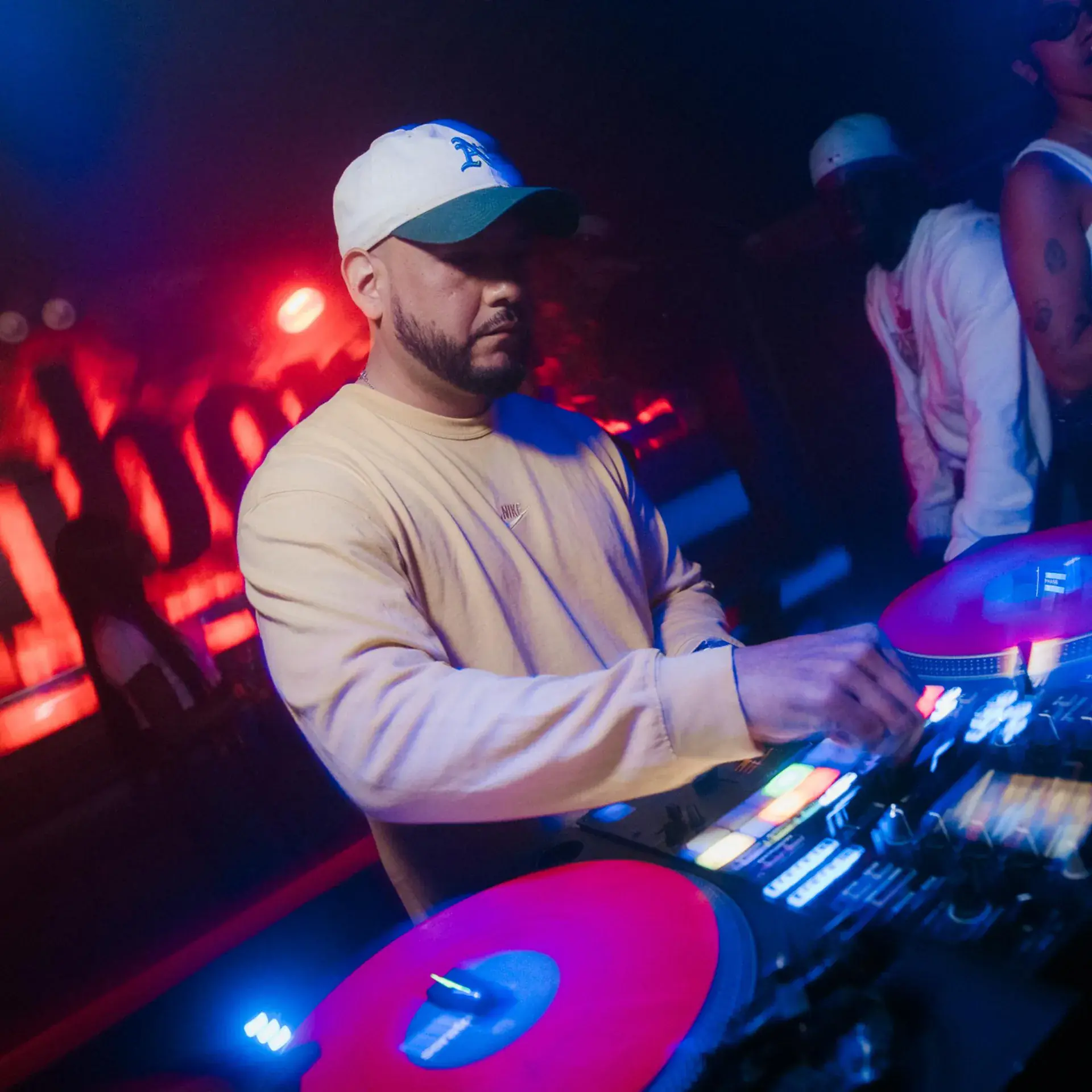 Friday Night: DJ Eley + Bichigyalli