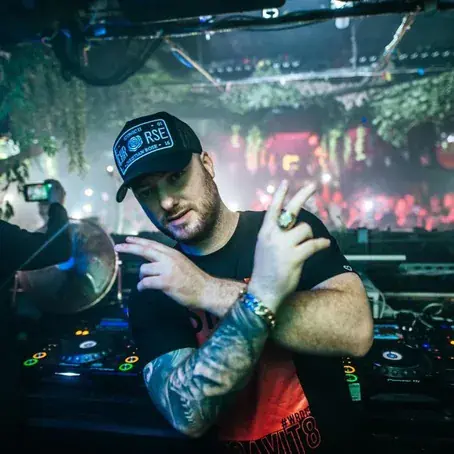Macky Gee @ The Steelyard