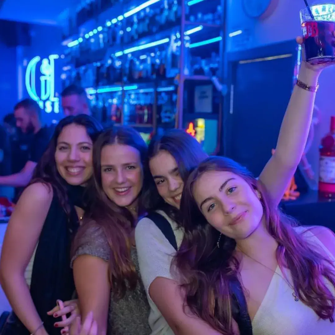 Soirée à Barcelone avec jeu de beer pong plus entrée VIP au club
