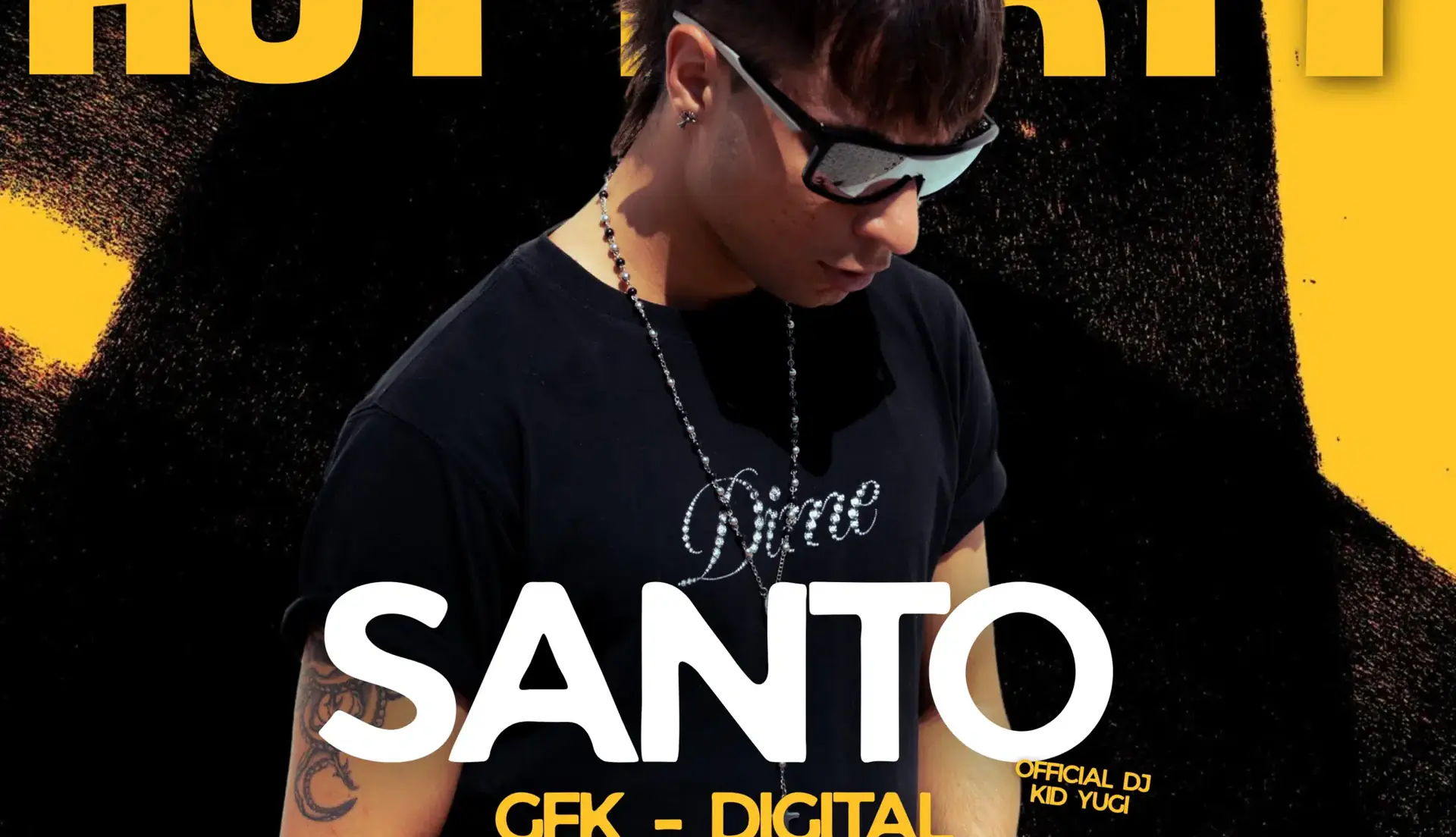 CASA LUA X HOT PARTY W / SANTO III ACT