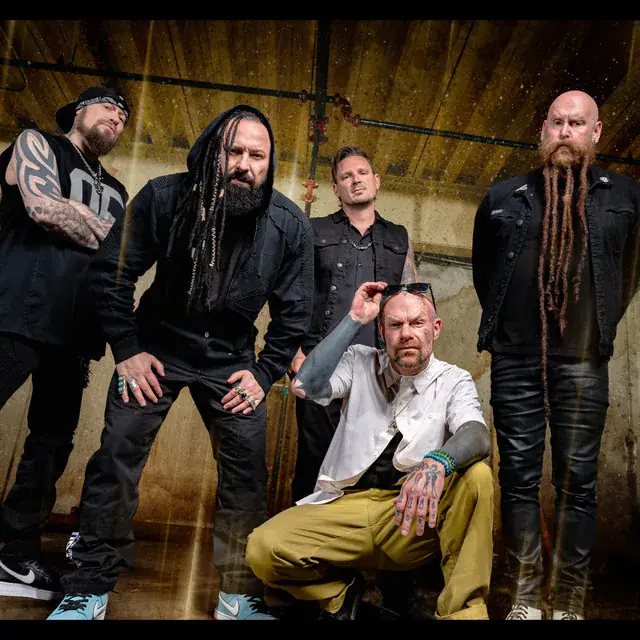 Five Finger Death Punch, Lamb of God et Bleed From Within