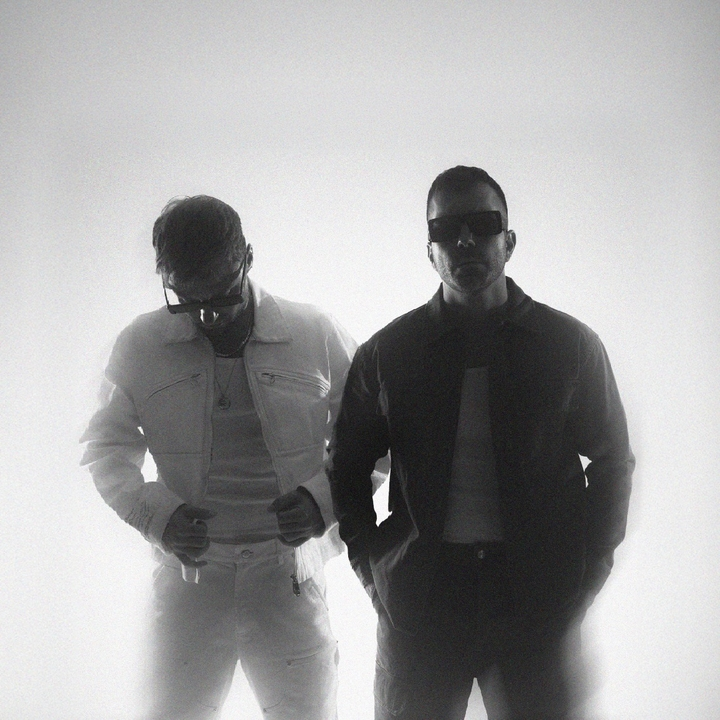 TWENTY SIX & Qobra