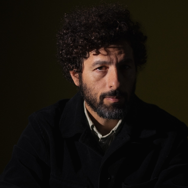 José González