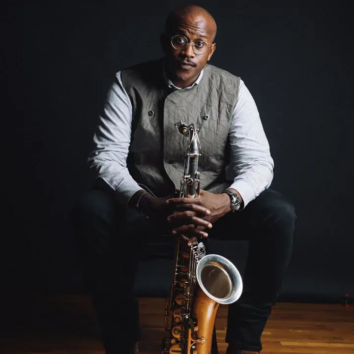 Gregory Groover Jr. @ Café Central