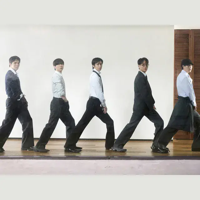 MONSTA X