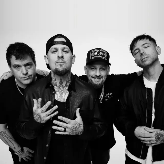 Good Charlotte, Yellowcard and Grave Secrets