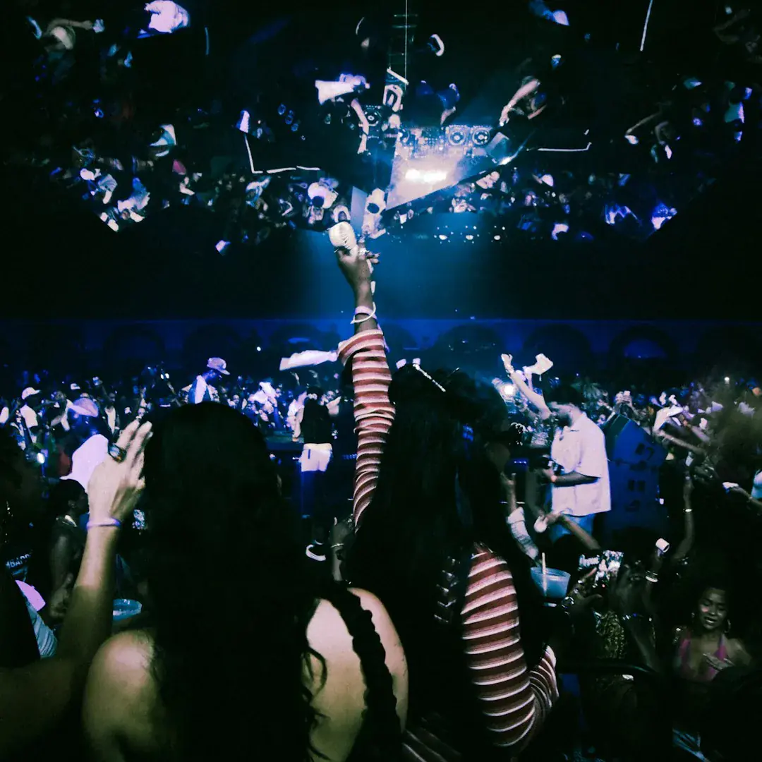 SIXTION FRANCOPHONE SOUNDS: THE LAST DANCE 26